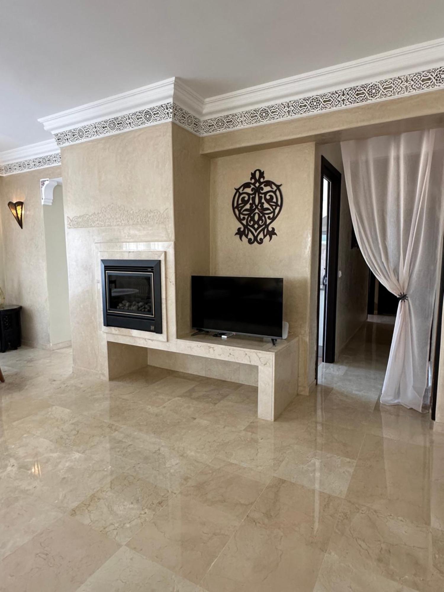 Prestige -vue -haut Standing - Piscines- A 5 Minute - Garage Privee - Acces Pmr Apartment