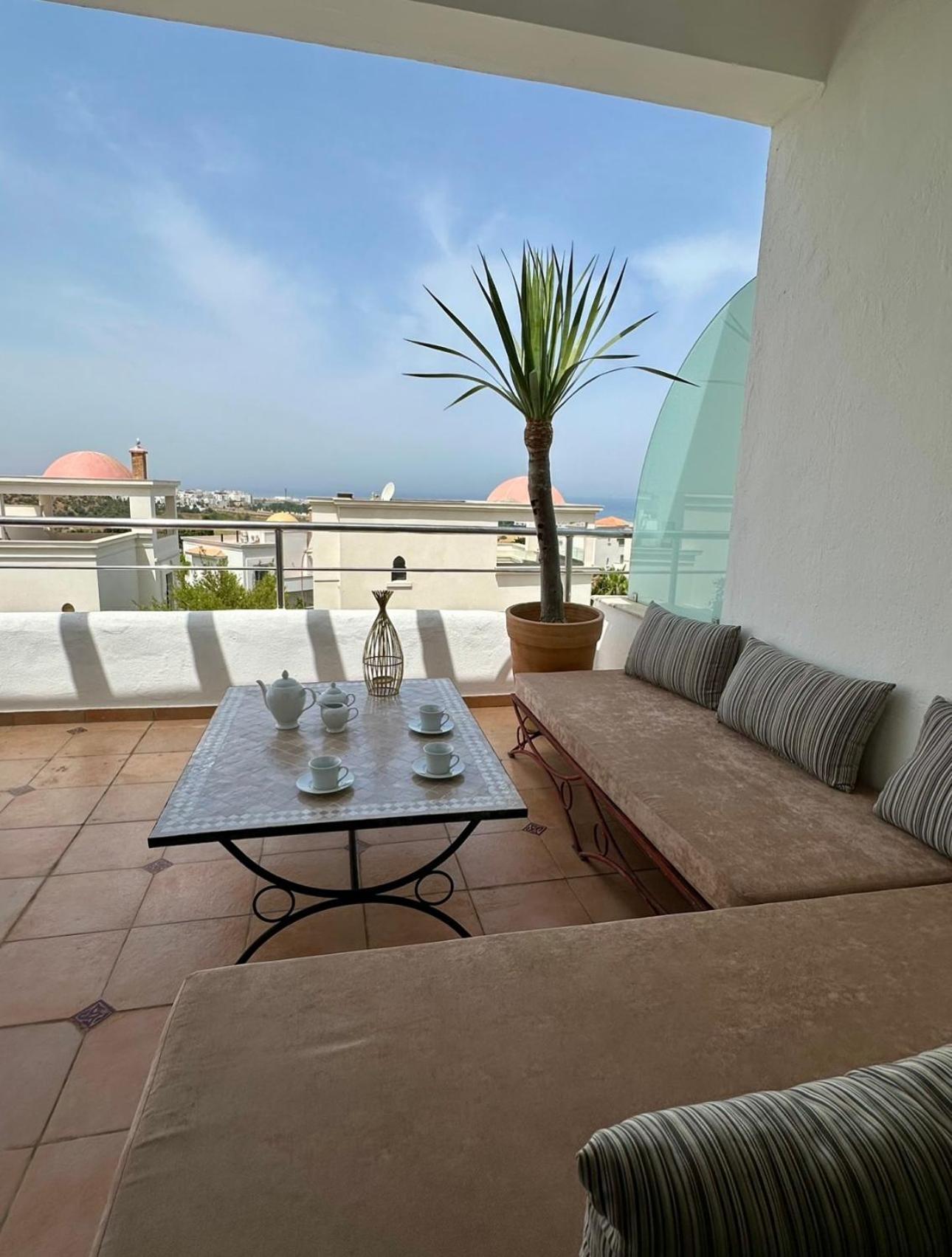Apartment Prestige -vue -haut Standing - Piscines- A 5 Minute - Garage Privee - Acces Pmr *